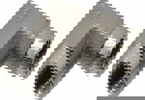 Pipe 90 &deg; Female Elbow: 3/8